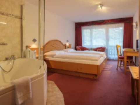 วาลลิเซอร์โฮฟ โรงแรมในTasch