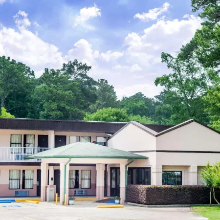 Super 8 by Wyndham Gadsden Al