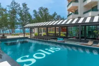 Solis Beach Hotel Rajamangala - Beach