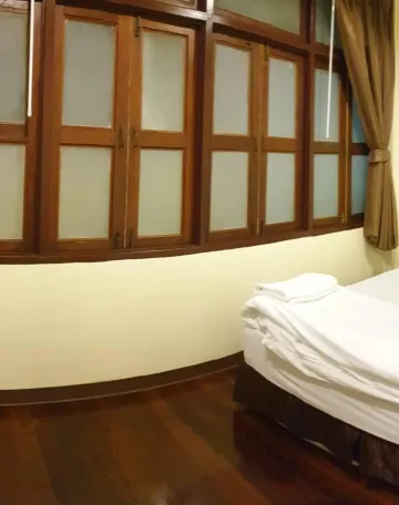 ห้องสแตนดาร์ด เตียงใหญ่ พร้อมห้องน้ำรวม