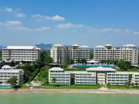 รอยัลพลา คลิฟฟ์ บีช โรงแรมในอำเภอ บ้านฉาง