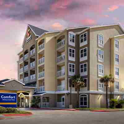 컨트리 인 & 스위트 바이 래디슨 갤버스턴 비치 TX Hotel Exterior