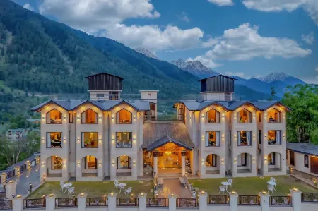 Hillside Resort & Spa Pahalgam Отели в г. Anantnag