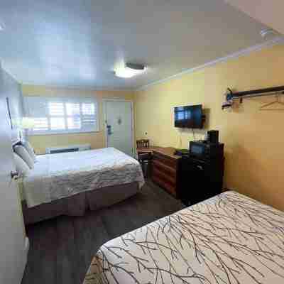 Van Ness Inn Rooms