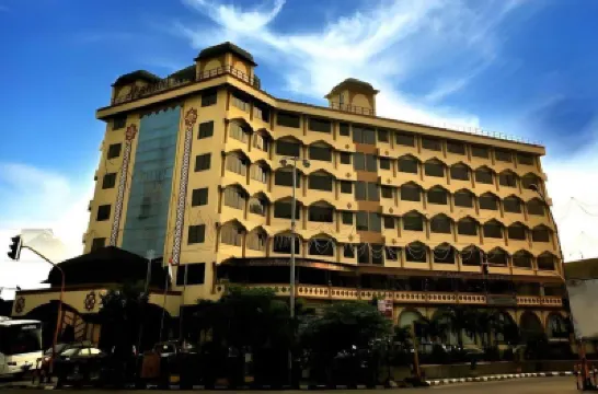 Madani Hotel Medan Hotel dekat Sipiso Piso Waterfall