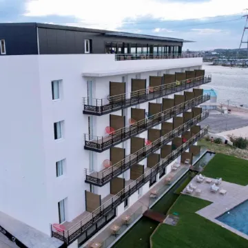 Golden Tulip Martigues - Provence
