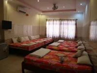 Bao Chau Hostel - Parking