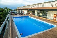 Hotel Pance 122 Wellness Spa - Rooftop Pools