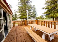 Esperance Foreshore Apartments - 4-Star