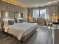 Radisson Blu Belo Horizonte Savassi Hoteles cerca de Estación central