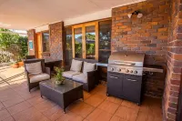 Ainslie Manor Guest House - balcony