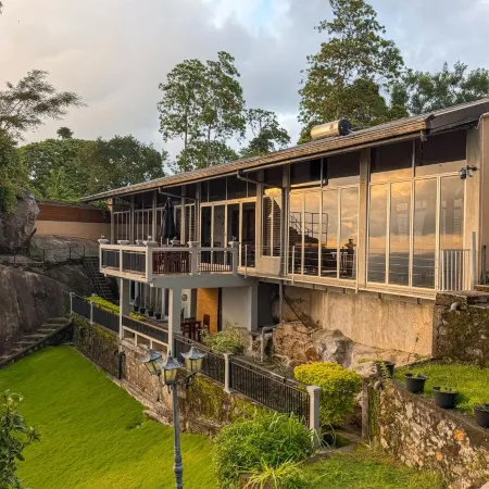 Misty Hills Villa Kadugannawa