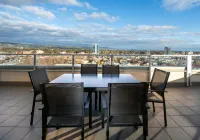 Hume Serviced Apartments - Condos