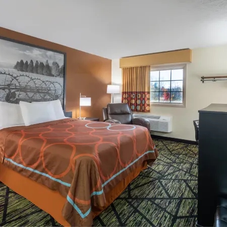 Super 8 by Wyndham Wooster