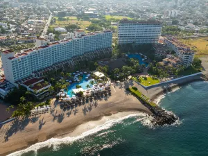 Sheraton Buganvilias Resort & Convention Center