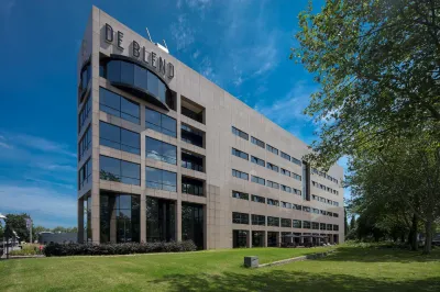 2L de Blend Hotels in 