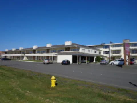 Ocean Shores Inn & Suites Отели в г. 