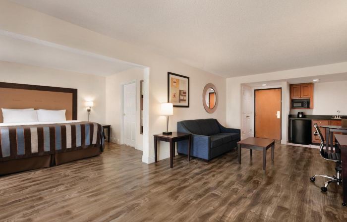 Wingate by Wyndham Montgomery East I-85