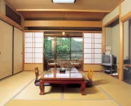 Ryujin Onsen Marui Ryokan Отели рядом с достопримечательностью «Ryujin Onsen Motoyu annex»