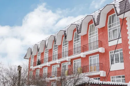 Cosmos (Космос) на улице Фрезировщиков