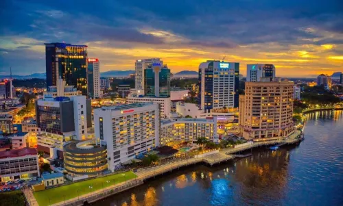 Riverbank Suites Level 12