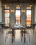 Auberge Petit Hotel
