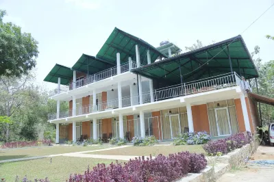 シギリヤ ロック ハイド ピドゥランガラロック周辺のホテル