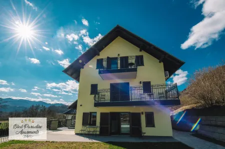 Hostel Bled Paradise Slovenia Отели в г. Кочна
