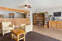 Super 8 by Wyndham Custer/Crazy Horse Area Hotels in Custer