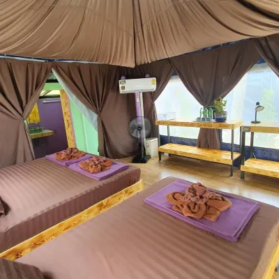 Moonshine Resort Chumphon Hotels near Hat Sai Ri