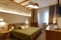 Hotel of the Philistine Okhlonin (f. Antiquarian-Hotel of the Philistine Okhlonin) فنادق في سوزدال