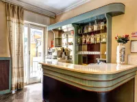 Hotel di Porta Romana Hotels near Brenta Station