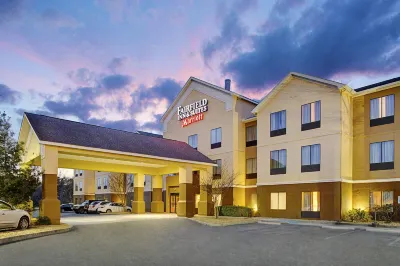 Fairfield Inn & Suites Lafayette South Hotels near Cajun Track