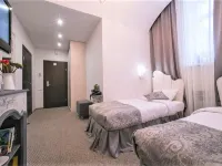 ジュコフ・オテリ オムスクのホテル