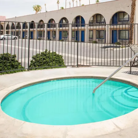 Travelodge by Wyndham Indio