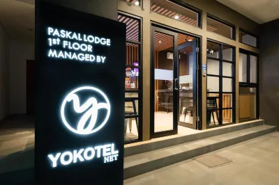 Yokotel Net Hotel in zona Sudirman Street Day and Night Market