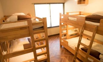 J-Hoppers Kumano Yunomine Guesthouse