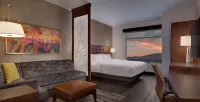 Hyatt Place Las Vegas at Silverton Village Hotels in südlich des Strips