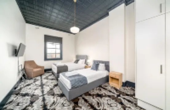 Romano's Hotel & Suites Wagga Wagga