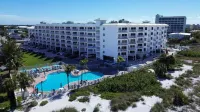 Sunset Vistas Two Bedroom Beachfront Suites - Parkering