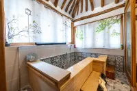 Hanok Stay - Jukrokjungsa - Varme kilder