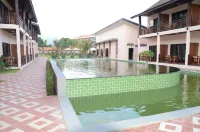 SAKSIRI RIVER SIDE BOUTIQUE HOTEL - Beach