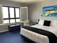 Lakefront Lodge Taupo - bars