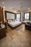 Goyal Hoteliers - Hotel Vasudha Near Prem Mandir, Vrindavan - Balcony