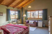 The River Lodge - Mountain view