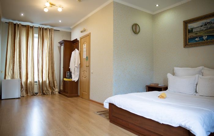 July Hotel