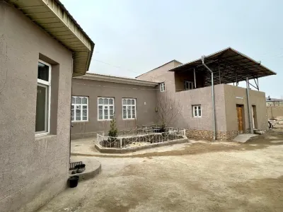 Deshon Qala Guest House Hotel a 