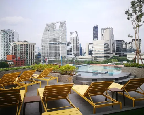 The Quart Ruamrudee by UHG Hotels near Central Embassy