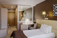 Ya-Otel' Hotel