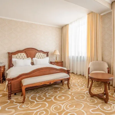 Grand Hall Hotel